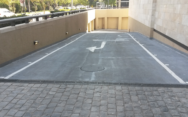 Canaletas Insytec ULMA Mall Casa Costanera