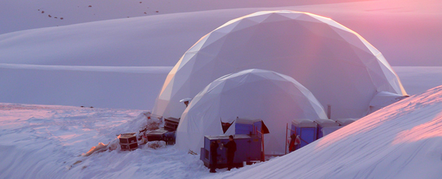 Domos para Base Temporal Mixta en Glaciar Uni&oacute;n
