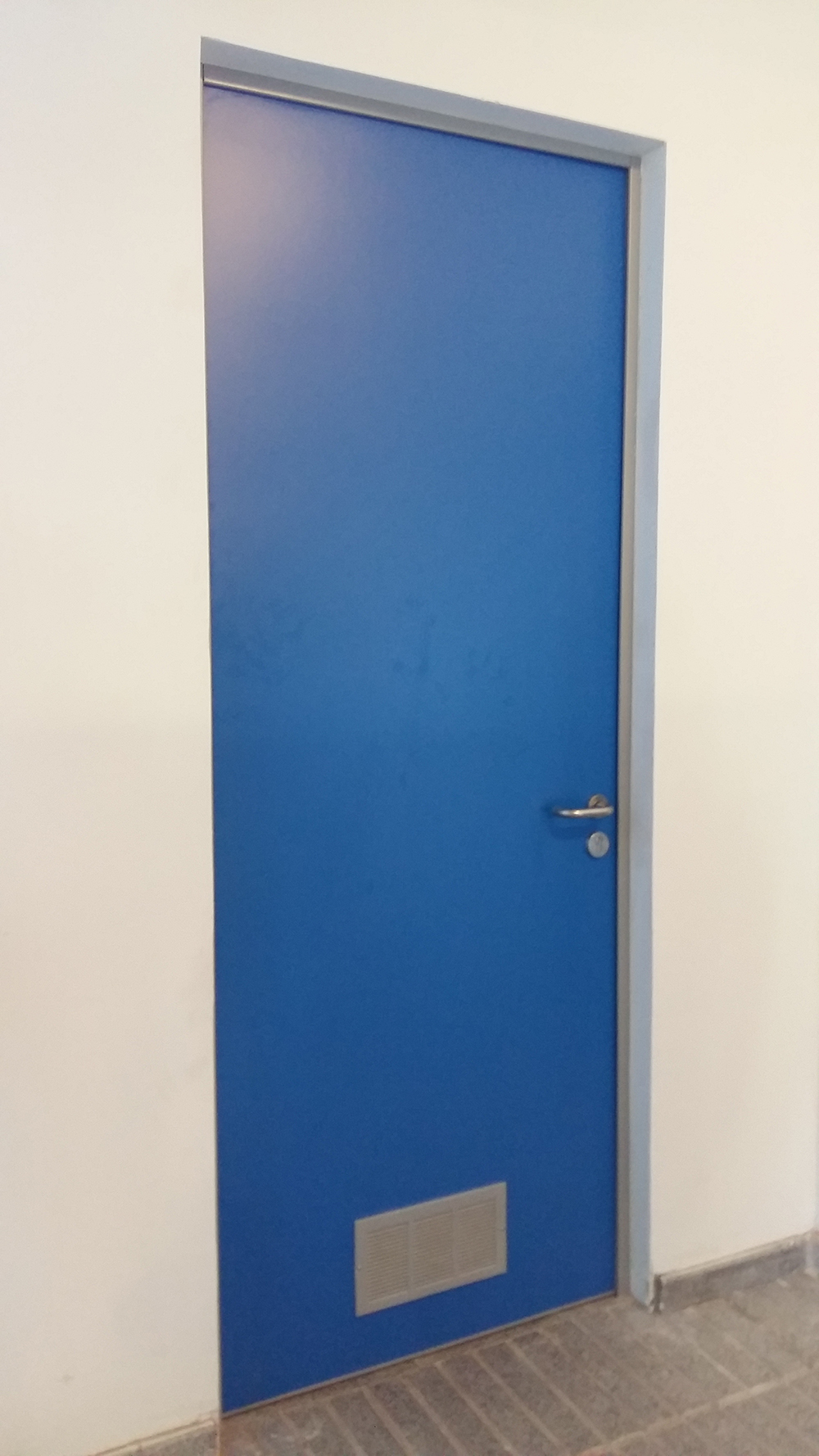Puertas Cortafuego en el Colegio Alianza Francesa de Colina